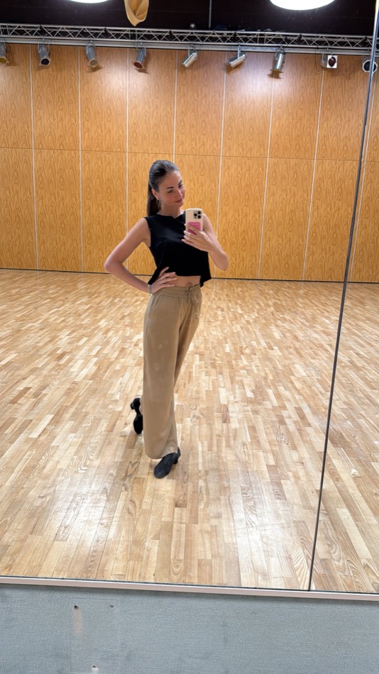 Ekaterina Leonova im Tanzsaal